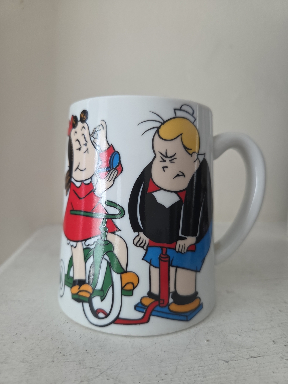 Vintage Schmid Bros Western Publishing Company Little Lulu & Tubby Musical Mug